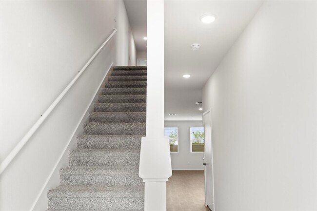 Foto del edificio - 105 Kendall Ln
