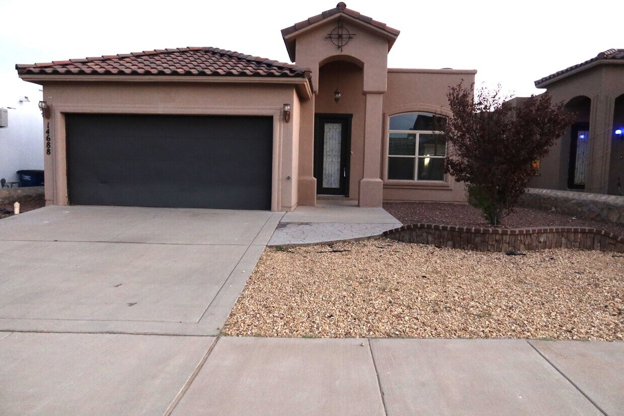 Foto principal - 14688 Spanish Point Dr