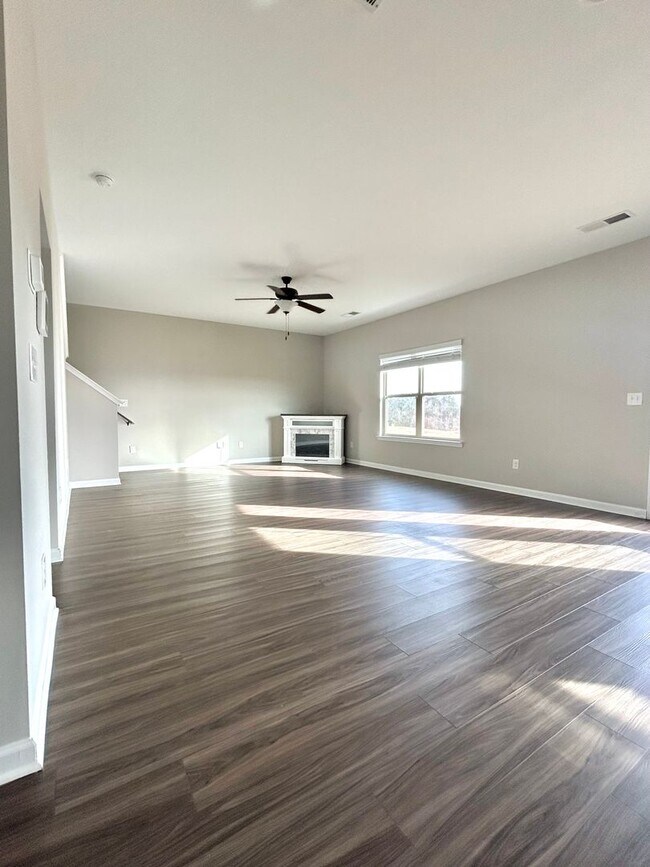 Foto del edificio - Gorgeous New Home in Opelika! Available Now!