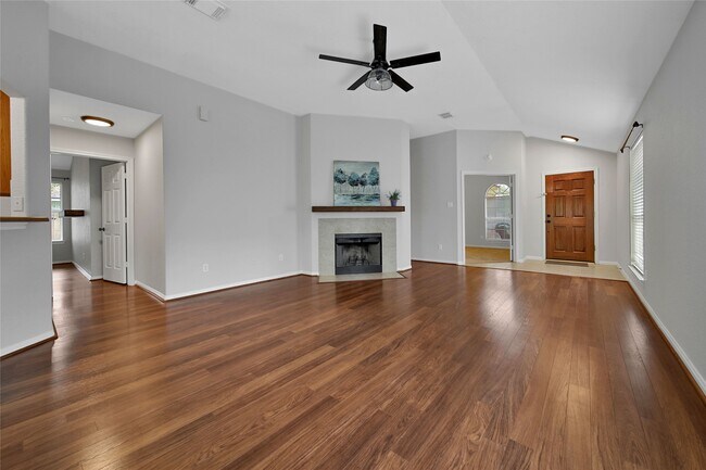 Building Photo - 12411 Brightwood Dr