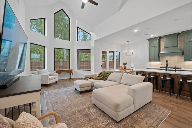 Foto del edificio - 8207 Boundary Waters Dr