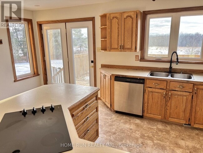 Photo du bâtiment - 3447 Greenland Rd