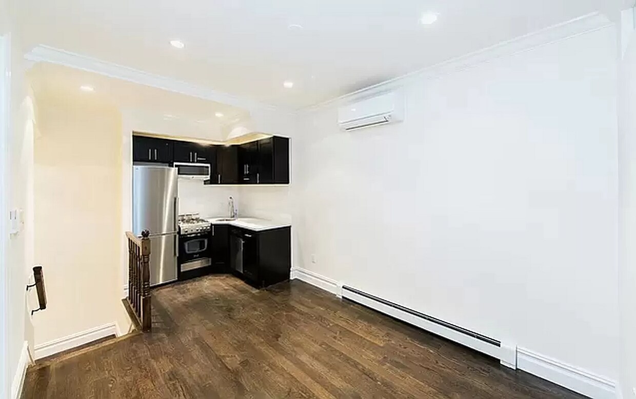 Foto del edificio - 454 W 19th St