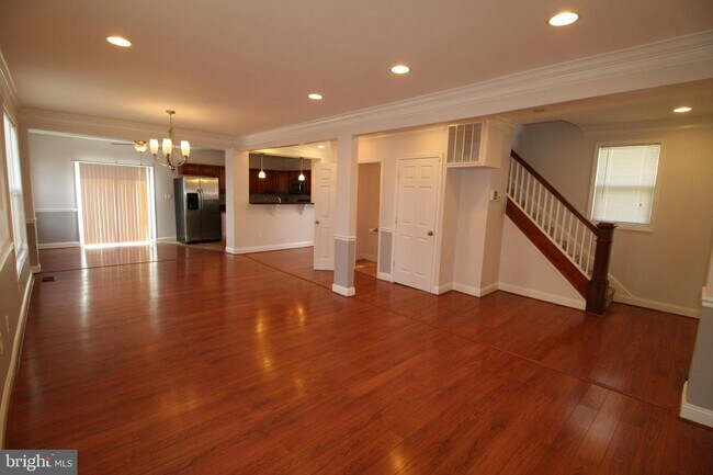 Building Photo - 4215 Stanwood Ave