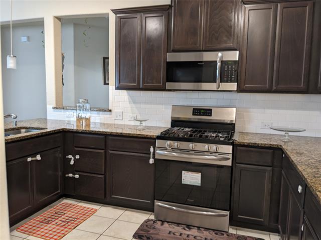 Foto del edificio - 10304 Big Sandy Ct