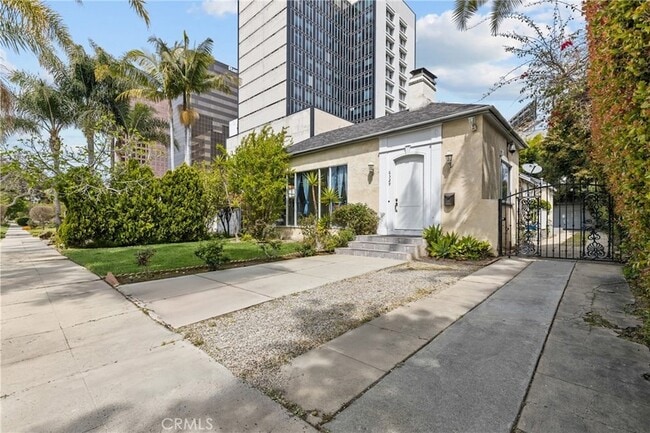 Building Photo - 6329 Warner Dr
