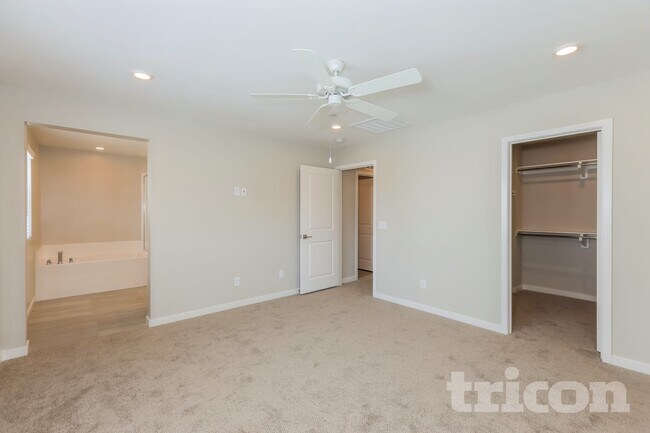 Foto del edificio - 28193 Cookhouse Ln
