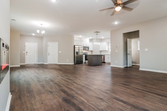 Building Photo - 261 Addy Ln