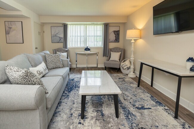 Sala de estar - Deer Park Apartments