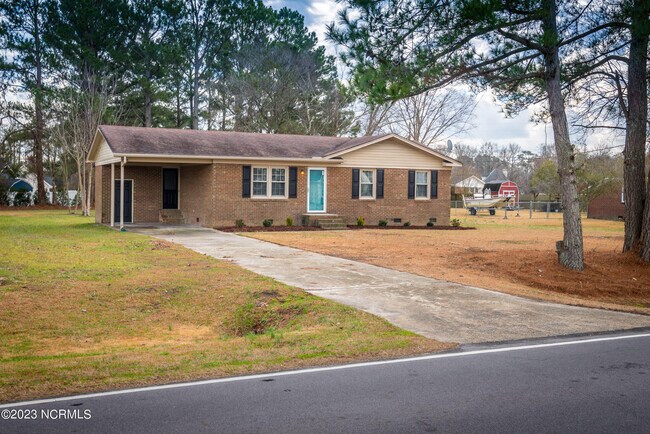 Building Photo - 1403 Tucker Rd