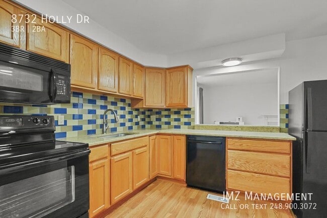 Foto del edificio - AVAILABLE NOW 3 BEDROOM / 2 BATH IN CANTON