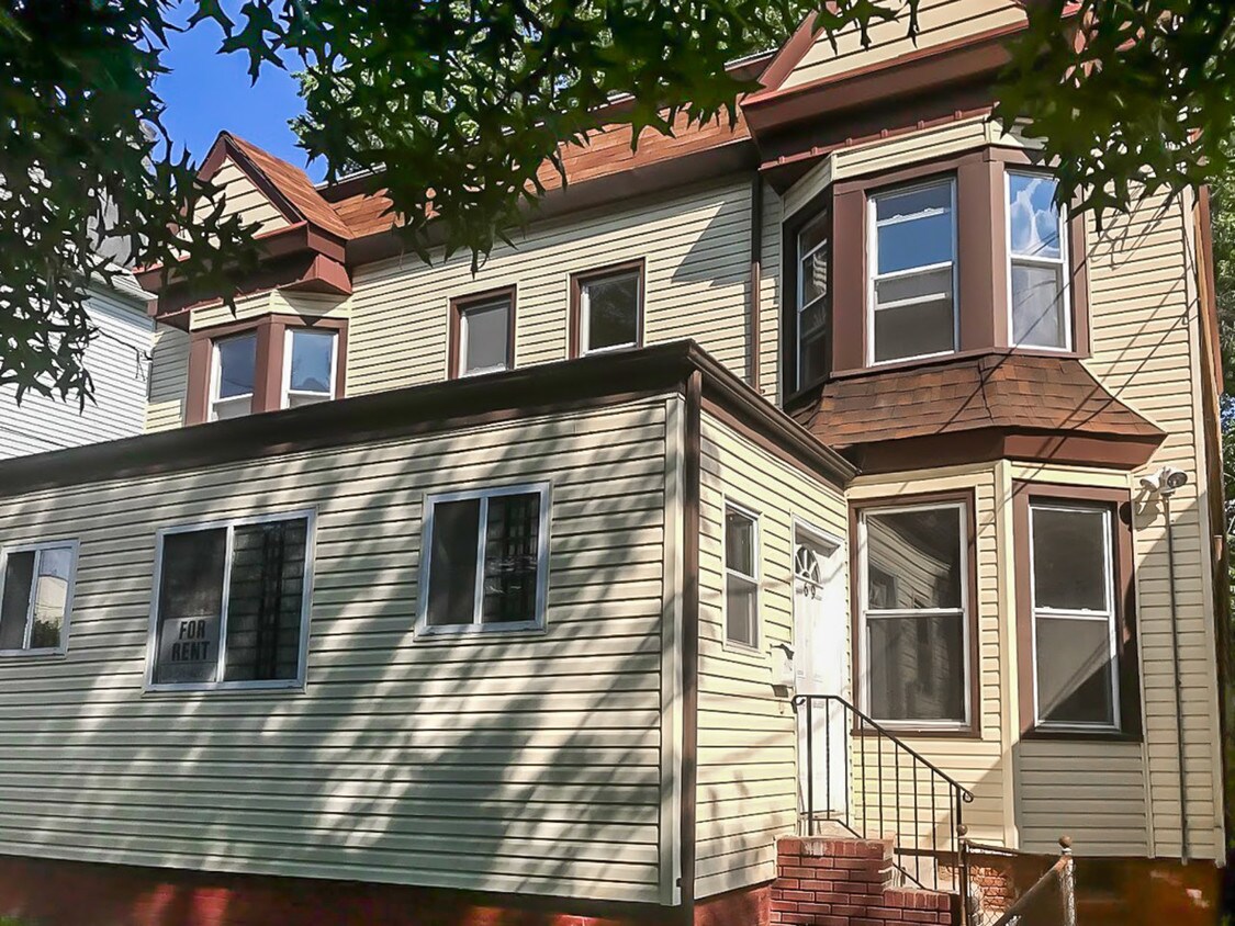 Primary Photo - 69 N 11th Street