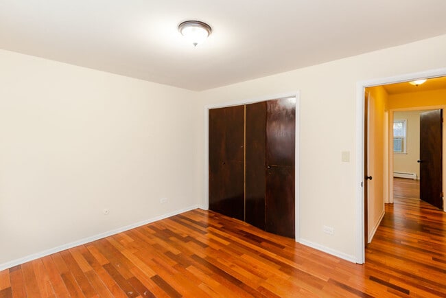 Foto del edificio - 1322 W Lunt Ave
