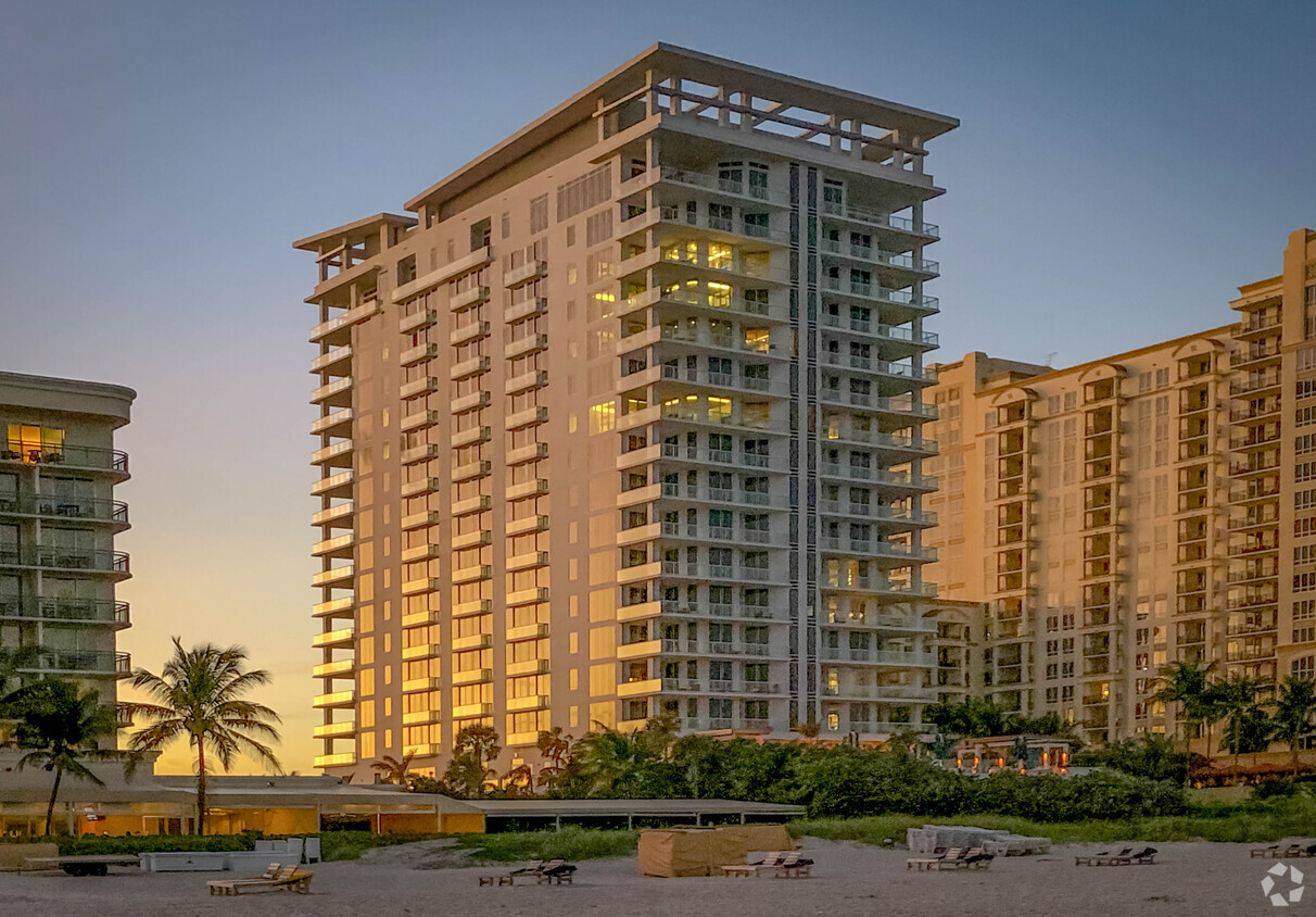 Vistablue - Apartments In Singer Island, Fl 