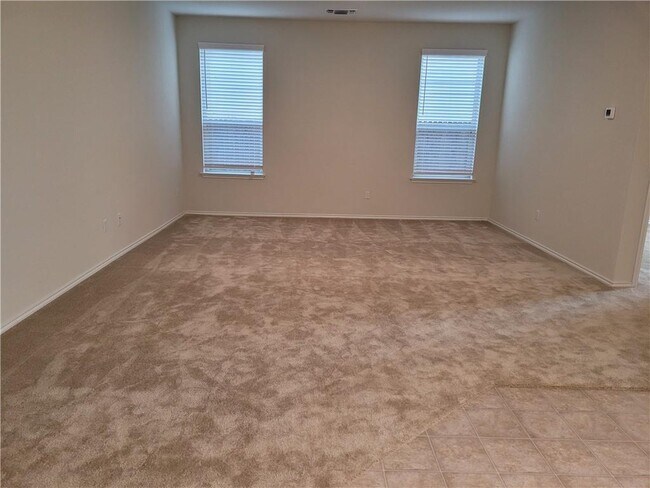 Building Photo - 279 Zuma Dr