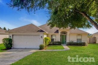 Building Photo - 1026 Sandhill St