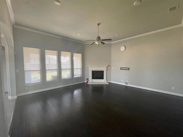 Foto del edificio - 15112 Morning Star Ln