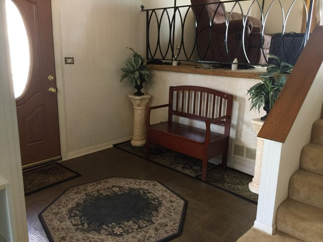 Photo - 9260 Dee Rd House