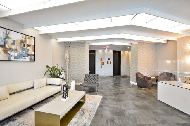 Foto del edificio - 1530 Beacon St