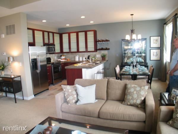 Building Photo - 2120 Katahdin Dr