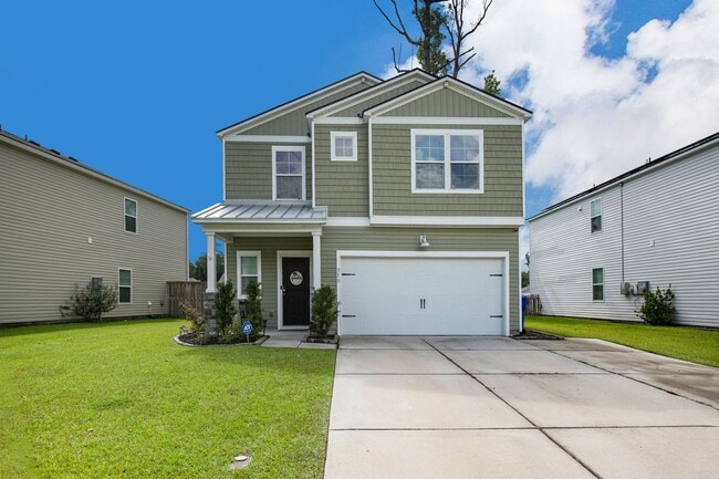 Building Photo - Family-Friendly 5-Bedroom Rental Home with...