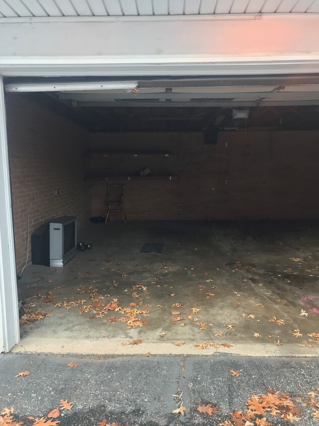 Foto principal - 805 W Pine Hill Ln