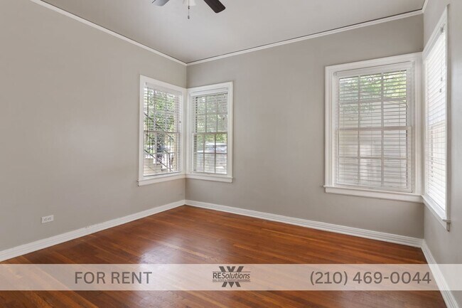 Foto del edificio - Historic Monte Vista 1-Bedroom | Hardwood Floors | Private Parking | Pets OK