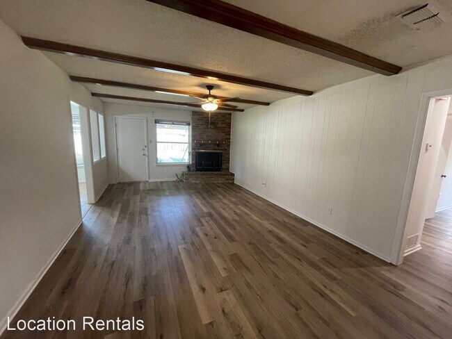 Foto del edificio - 3 br, 2 bath House - 7817 Uvalde Avenue
