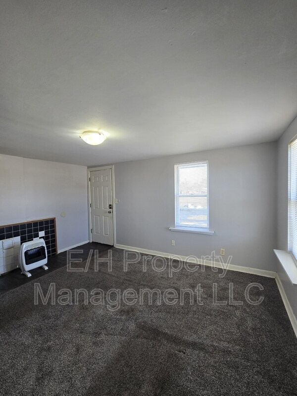Foto del edificio - 938 N Broadway Ave