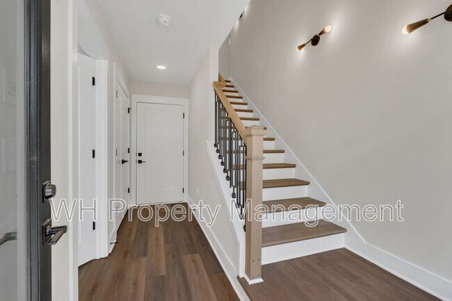 Foto del edificio - 1016 W Kirkland Ave