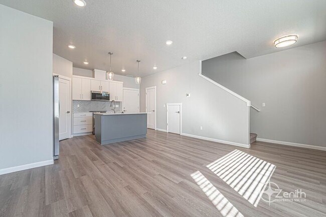 Foto del edificio - 16326 NE 20th St