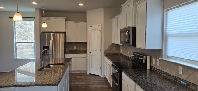 Foto del edificio - 11212 Raider Dr