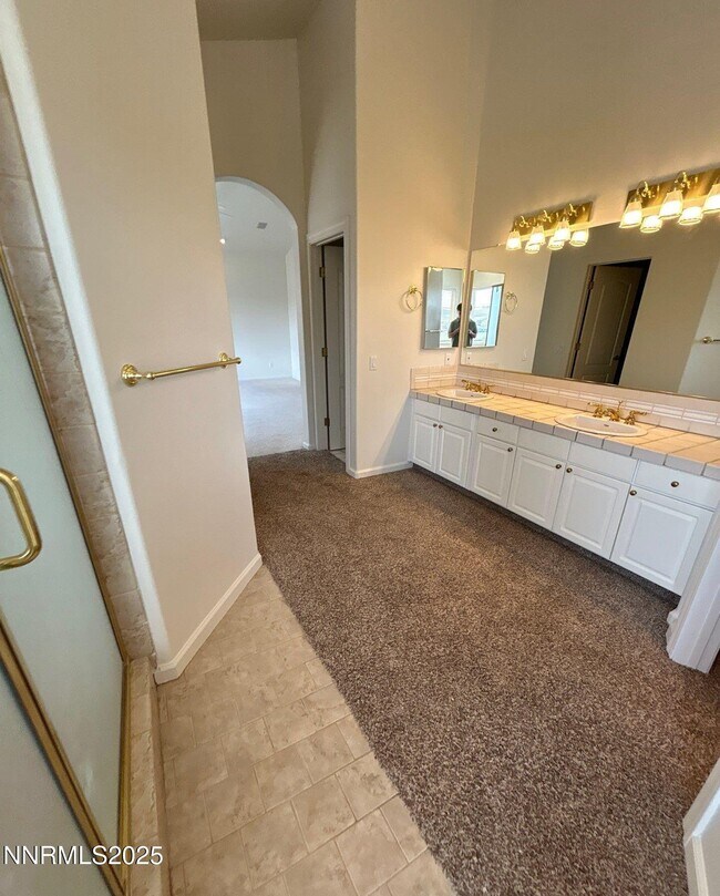 Foto del edificio - 6710 Cinnamon Dr