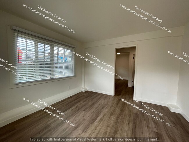 Building Photo - 929 1/2 Hoover Avenue-