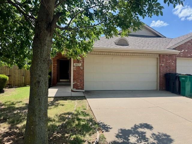 Foto principal - 3617 Vanguard Dr
