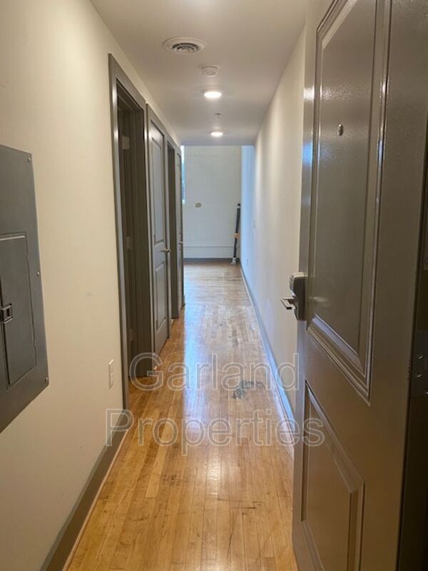 821 Salem Ave SW Unit 2, Roanoke, VA 24016 Condo for Rent in Roanoke