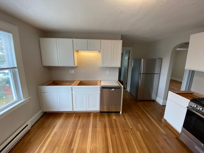 Foto del edificio - 135 Princeton St