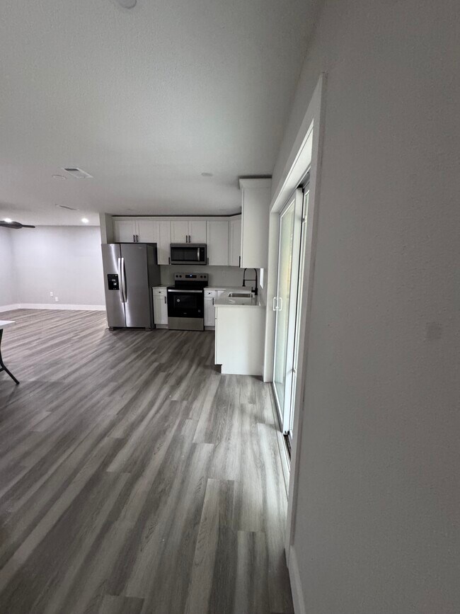 Building Photo - 6347 S Lansdale Cir