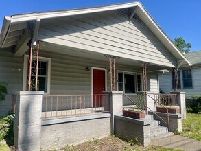 Building Photo - 1205 Tunnel Blvd