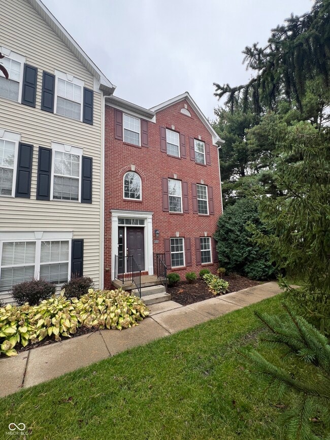 Building Photo - 9451 Glencroft Way