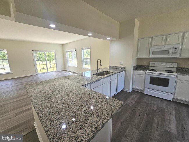 Foto del edificio - 124 Bay Hill Ln