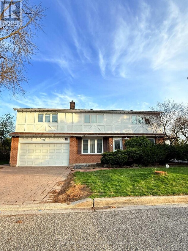 Primary Photo - 45 Henricks Rd