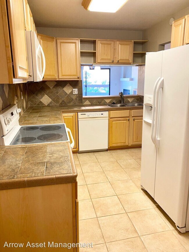 Foto del edificio - 7245 Navajo Rd