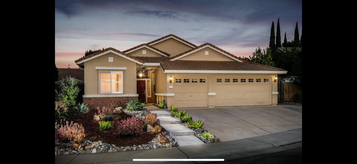 Foto principal - 217 Kempsford Ct