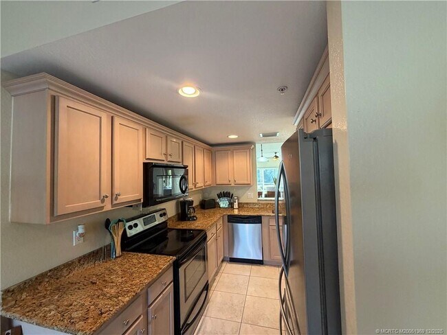 Foto del edificio - 4210 Gator Trace Ave