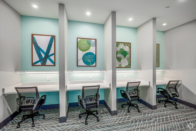 Cibercafé - Poet Hill Place