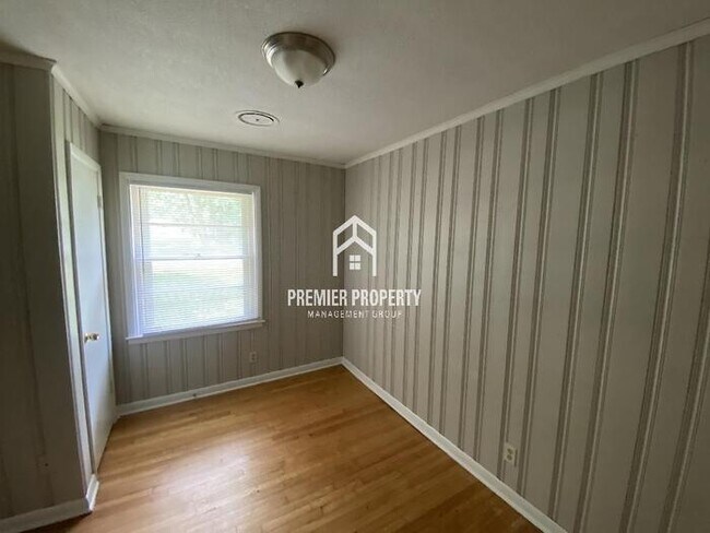 Foto del edificio - 5324 Lochinvar Rd
