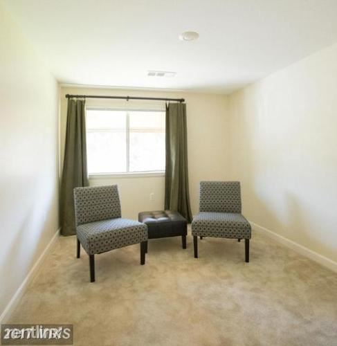 Foto del edificio - 9920 Walker House Rd