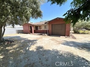 Building Photo - 33671 Beverly Dr