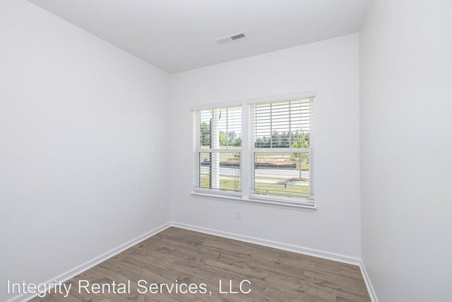 Building Photo - 4 br, 2.5 bath House - 1230 Stone Marker D...